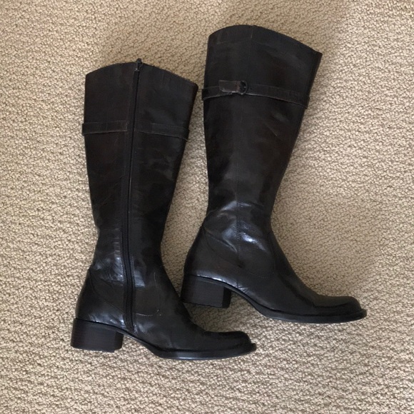 Born boots. Super soft & comfortable Woman’s boots - Picture 9 of 12